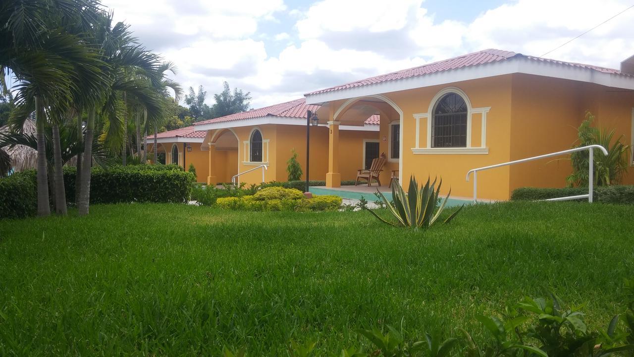 Apart Hotel Acuarious De Luis Estelí Buitenkant foto