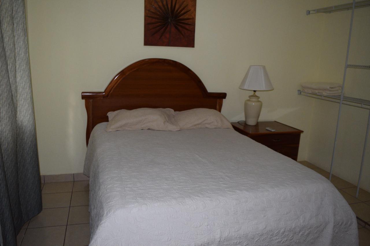 Apart Hotel Acuarious De Luis Estelí Buitenkant foto