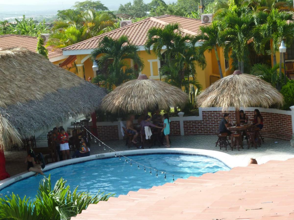 Apart Hotel Acuarious De Luis Estelí Buitenkant foto
